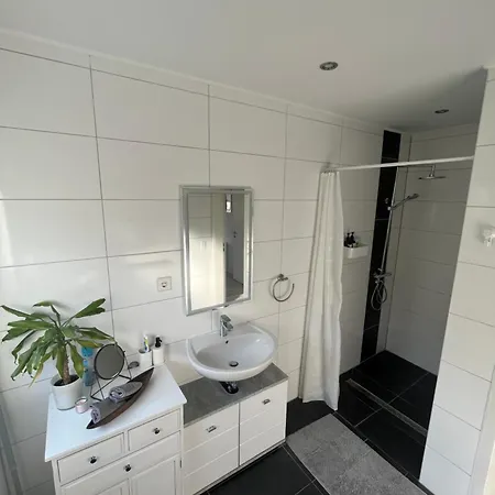 Stilvolles Nahe Therme Und Prezero Arena Apartment