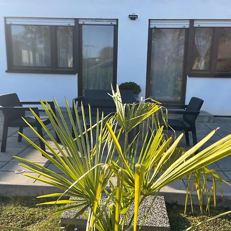 Stilvolles Nahe Therme Und Prezero Arena Apartment Sinsheim