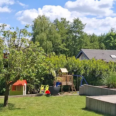 Stilvolles Nahe Therme Und Prezero Arena Apartment
